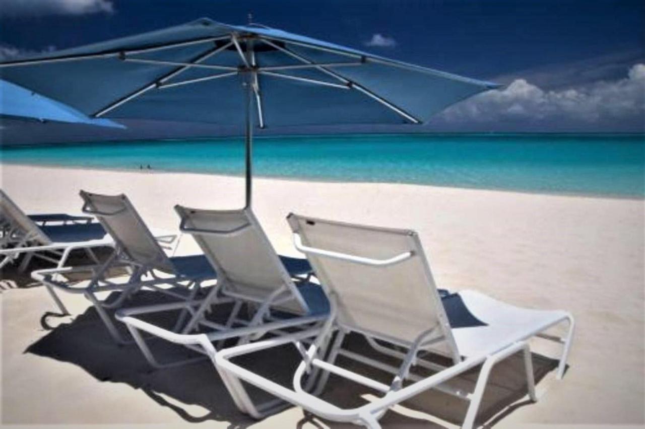 Villa Renaissance Unit 205 Grace Bay Beach ภายนอก รูปภาพ